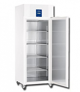 Freezer - 9 - 35 °C, 856 L, vertical, LGPv 8420